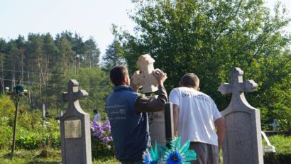 [FOTO] Gest nobil la Reşiţa: Primăria nu a rămas indiferentă la necazul oamenilor şi a dat o mână de ajutor, pe cheltuiala proprie