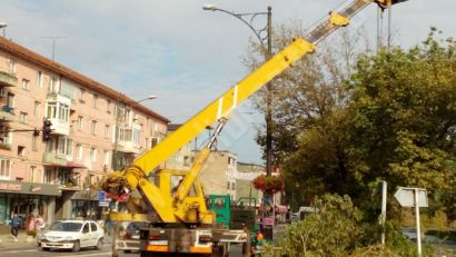 [FOTO] Bulevardul Revoluţiei a intrat în reabilitare