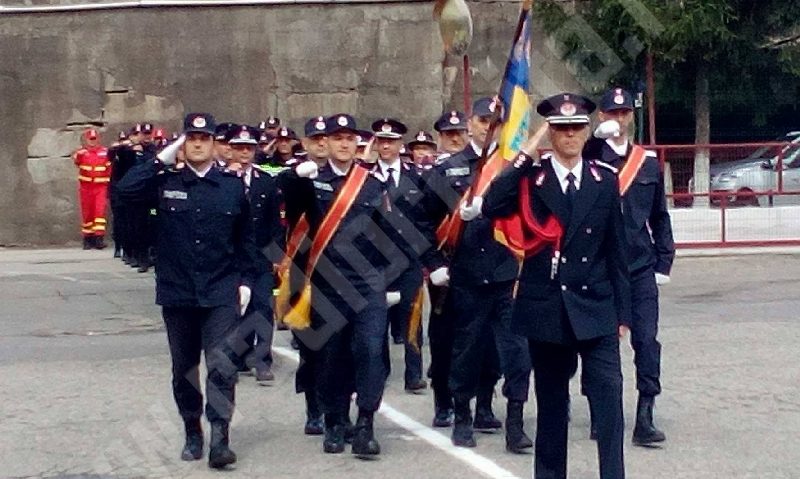 [FOTO] Ceremonie pentru pompierii cărăşeni de ziua lor: La Reşiţa salvatorilor le-au fost recunoscute meritele