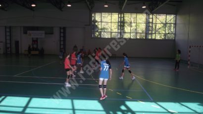 Fetele de la ACS Băile Herculane, la prima victorie în campionatul național