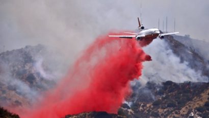 Cel mai mare incendiu de vegetaţie din istoria orașului Los Angeles