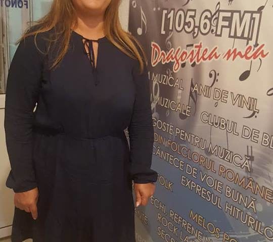 [FOTO] Despre copilărie, despre emoțiile trăite când nu este în țară, cu Mariana Simona Pistricean sâmbătă 16 septembrie, de la ora 15:15, la emisiunea Despre ele !