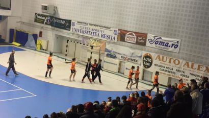 Victorie în deplasare pentru echipa feminină de handbal, CS Universitatea Reșița