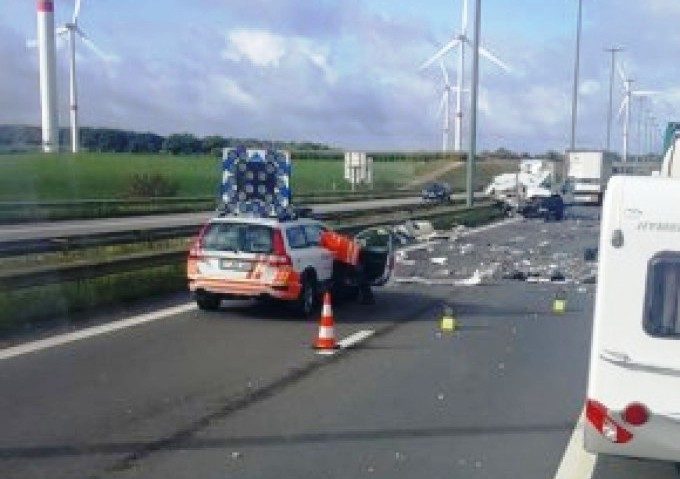 Accident grav în Belgia. 8 români răniți și trei în stare gravă