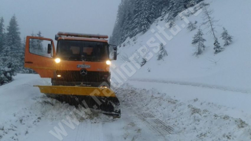 Sezonul rece bate la uşă. Prefecţii au fost scoşi la raport