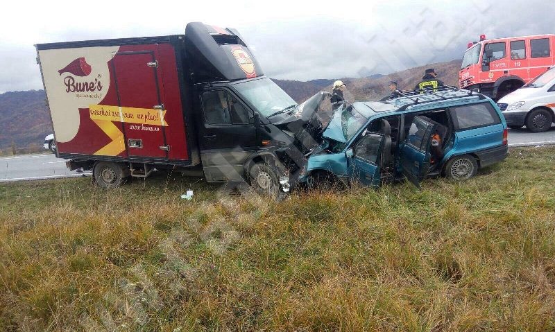 [FOTO] Accident cu 3 morţi şi 2 răniţi grav între Orșova și Caransebeș!