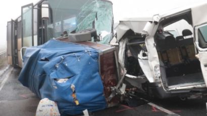 Trei români morți și alți 5 răniți într-un teribil accident petrecut ieri în Ungaria