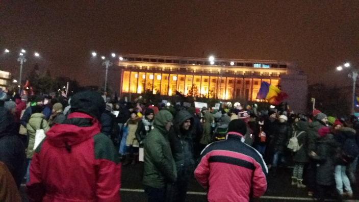 Proteste față de modificările aduse Codului Fiscal și legilor justiției