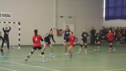 Derby de Banat,la Reșița, la turneul de handbal al junioarelor III