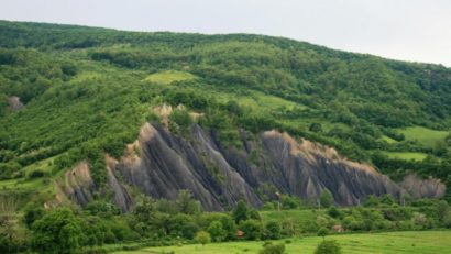 Turismul cartea câştigătoare