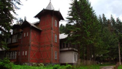 [FOTO] Regele Mihai a făcut un an de şcoală în Banatul de Munte, la Vila Klaus