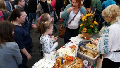 [FOTO] Produsele naturale de la Cornereva şi Mehadia fac cinste producătorilor cărăşeni la Săptămâna Verde de la Berlin