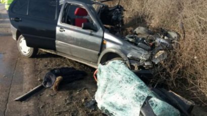 Accident pe DN 2B. Un TIR și două mașini implicate. 5 oameni au fost răniți