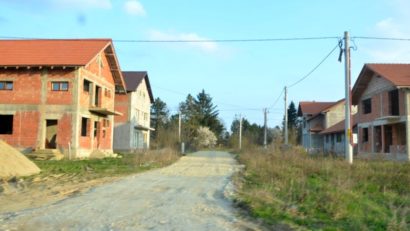 Consilierii locali şi primarul chemaţi în cartierul Militari din Lugoj