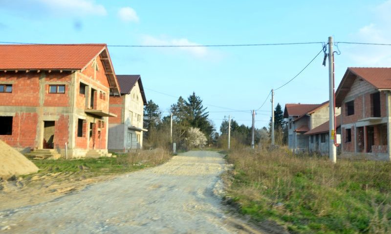 Consilierii locali şi primarul chemaţi în cartierul Militari din Lugoj