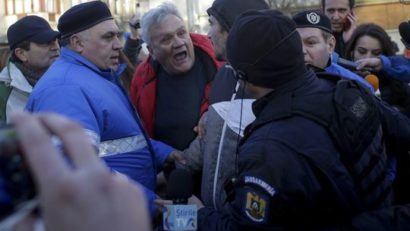 Proteste în faţa Palatului Cotroceni din Capitală!