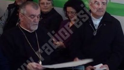 [FOTO] Odă Luminii la Reşiţa: Bisericile ortodoxă şi catolică împreună spre Sfintele Paşti