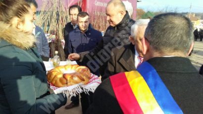 [FOTO] Agricultorii se întâlnesc cu politicienii la Racășdia