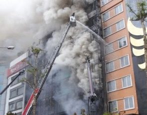 Vietnam: 13 morți și 28 de răniți, într-un incendiu produs într-un bloc cu 20 de etaje