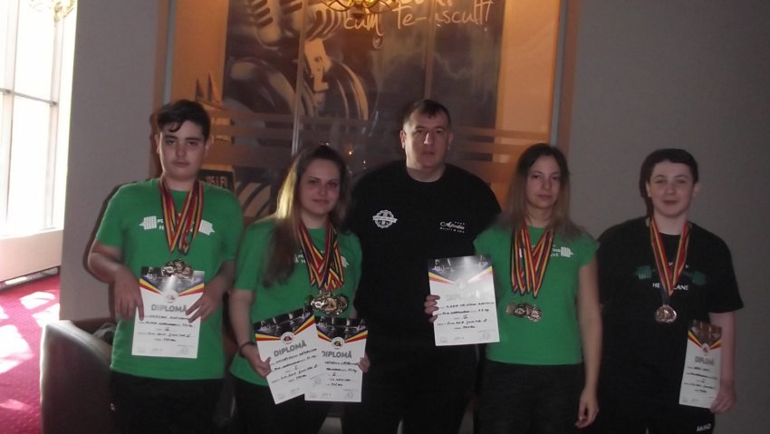 Sportivii de la CS POWERLIFTING HERCULANE – 25 de medalii la Campionatul Naţional de la Alba Iulia!