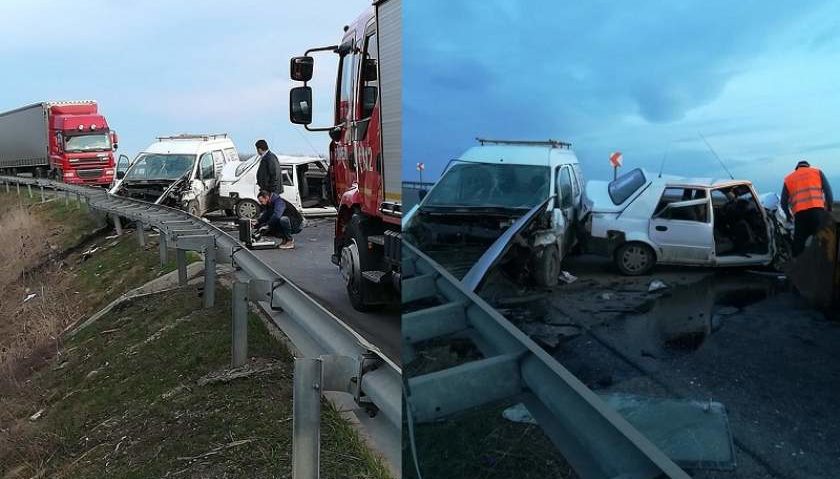 Doi polițiști răniți aseară în urma unui grav accident