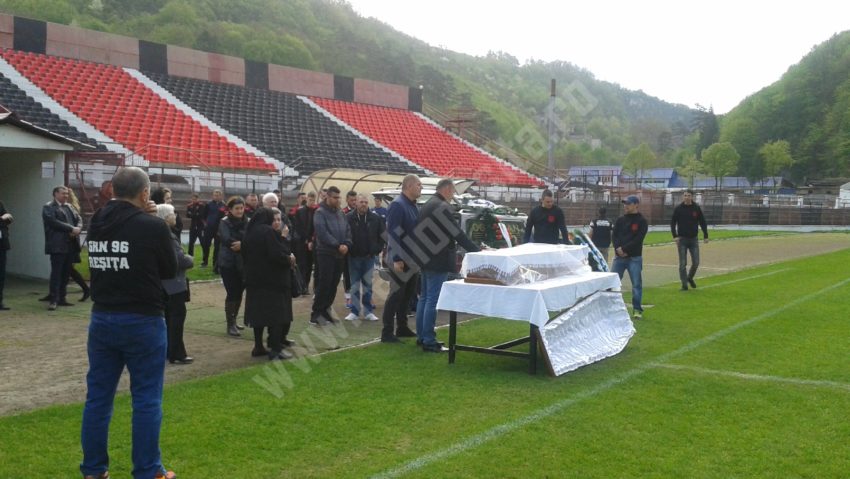 Astăzi se împlinește un an de când Gigi Rouă, fostul maseur al echipei de fotbal CSM Reșița, a trecut la cele veșnice