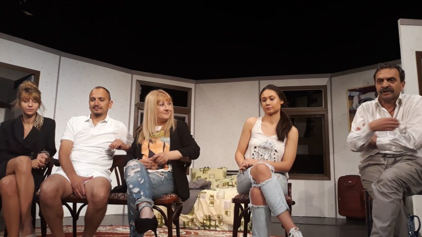 [FOTO] Miercuri, 30 mai, ora 19, o nouă Premieră la Teatrul de Vest !