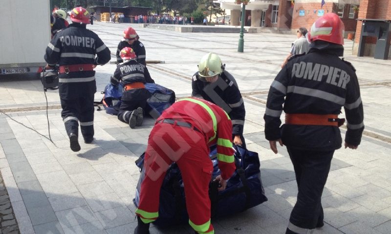 [VIDEO-FOTO] „Cutremur” în Centrul Civic al Reşiţei