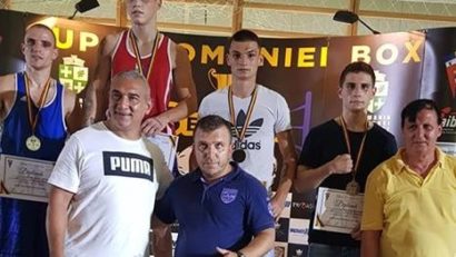 [FOTO-AUDIO] Medalie pentru pugilistul Gerhardt Lehner de la C.S.M Reșița la prima sa participare la seniori