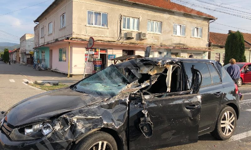 [FOTO] Glimboca: tânăr teribilist accidentat