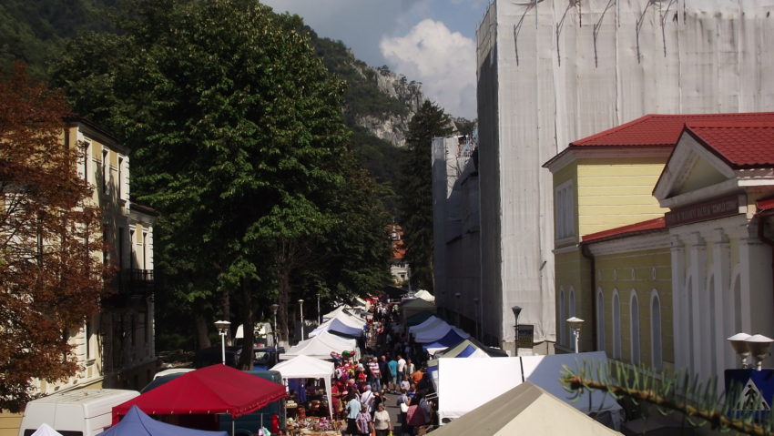 [FOTO] ZILELE ORAȘULUI BĂILE HERCULANE s-au deschis în Parcul Central al stațiunii!