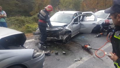 [FOTO] Grav accident cu 5 victime la Moniom