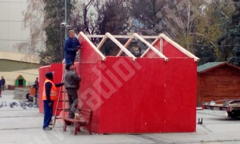 [FOTO] Pregătiri de sărbătoare la… Reşiţa