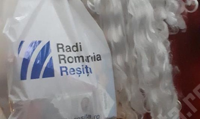 Seară de poveste pentru copiii care au păşit pragul Căsuţei de Sticlă