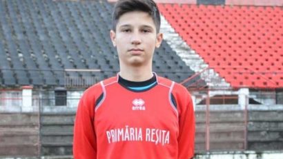 Fotbalistul Victor Lolea de la CSM Reșița participă la un stagiu de pregătire cu lotul național U 17