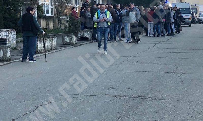 [FOTO] Protestele continuă la Spitalul Judeţean de Urgenţă Reşiţa