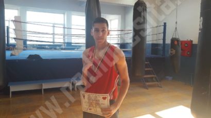 [FOTO-AUDIO] Sportul reșițean are o nouă speranță: pugilistul Sebastian Nițu!