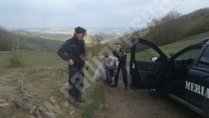 Turişti rătăciţi în Munţii Cernei, salvaţi de jandarmii cărăşeni