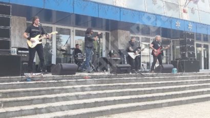 [VIDEO] Radio Reșița încântă reșițenii cu Pandora Rock și Red Flame