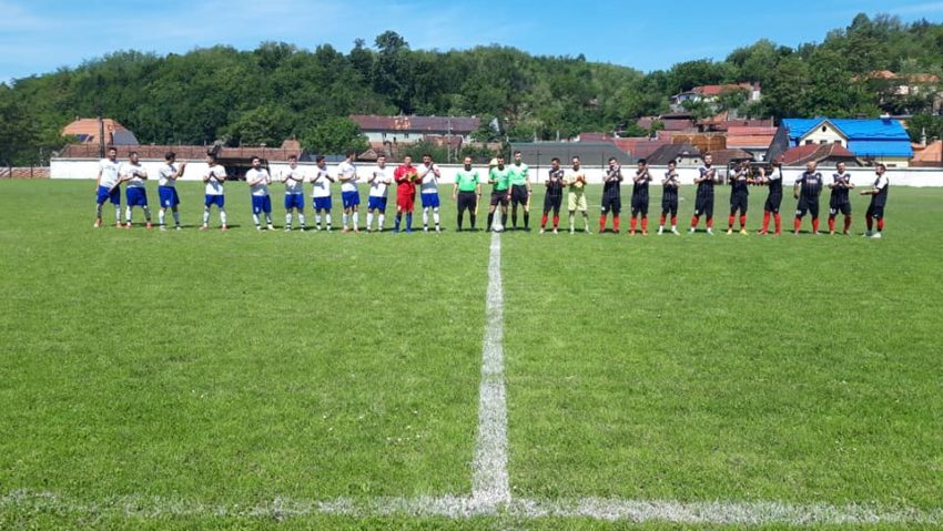 [FOTO-AUDIO] ”Ploaie” de goluri în Liga a IV-a de fotbal Caraș-Severin. Azi are loc un meci important