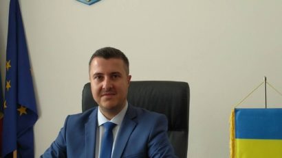 Şi vicepreşedintele Consiliului Judeţean Caraş-Severin, Ionuţ Popovici s-a alăturat proiectului umanitar „Adoptă un salon”!