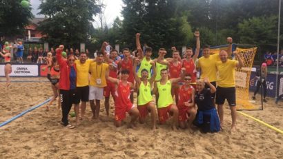 [FOTO-AUDIO] Mihai Rohozneanu excelează și în handbalul pe plajă. A reprezentat România la Campionatul European