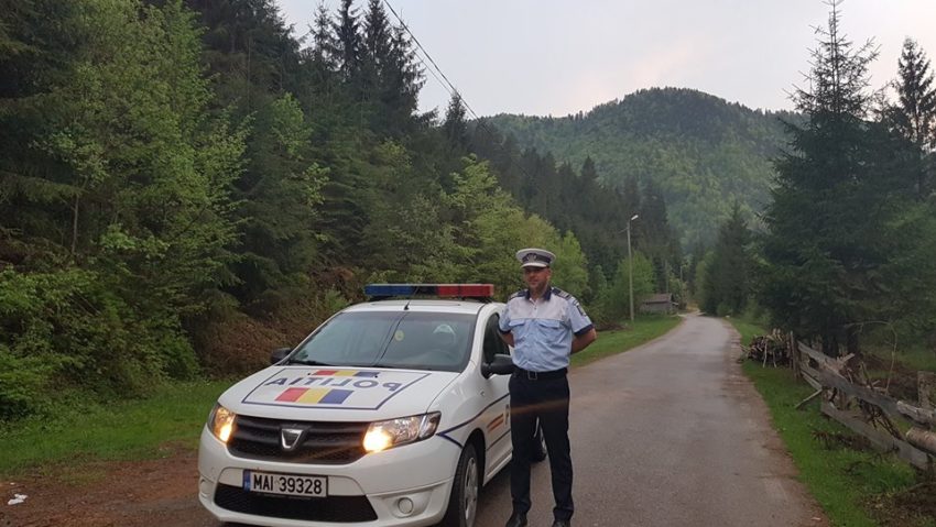 Poliţiştii din două judeţe au fost pe urmele unei femei îndrăgostite