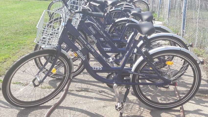 Biciclete gratuite, la Reşiţa. Sistemul de bike-sharing a devenit funcțional