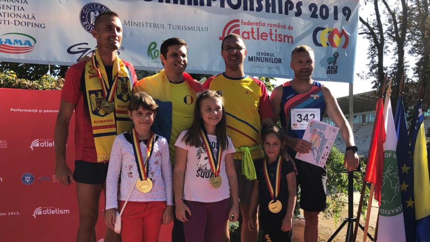 [FOTO-AUDIO] Aur și record pentru Cosmin Ilie din Caransebeș la Campionatul Balcanic de atletism masters