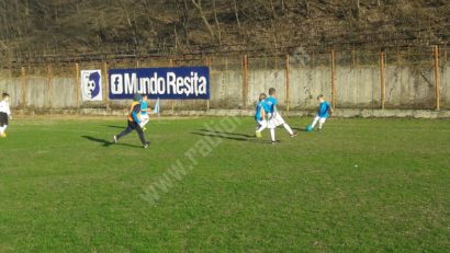 [FOTO-AUDIO] Clubul de fotbal ACS Mundo Reșița, descoperă tinere talente în Banatul Montan