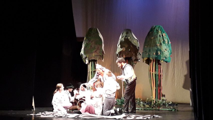 [FOTO] Despre TEATRU cu dragoste…