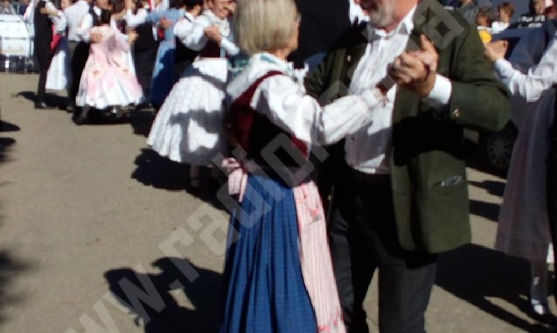 [FOTO] Weekend de sărbătoare la Gărâna: Kirchweih-ul nemţilor, prilej de veselie şi revedere, la poale de Semenic