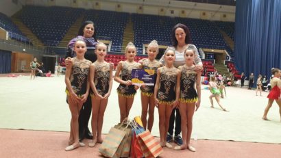 [FOTO-AUDIO] Componentele secției de gimnastică ritmică a CSS Reșița, foarte aproape de o medalie la Campionatul Național de Ansambluri