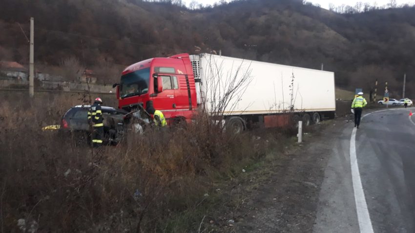 [FOTO] Accident mortal pe DN 6 Orşova – Băile Herculane